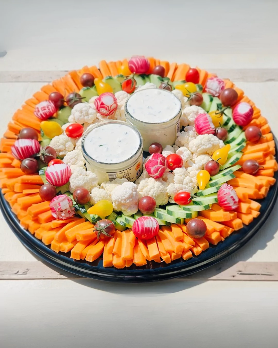 Plateau apéritif légumes et dips Cap d'Agde